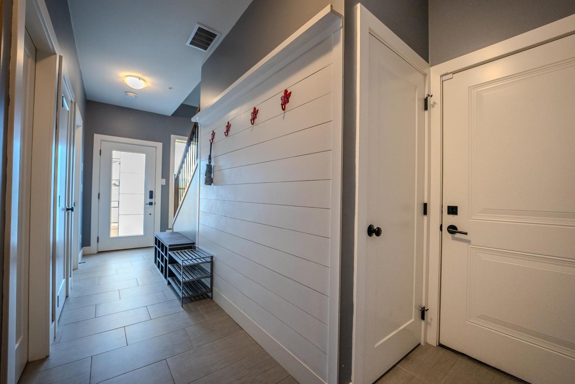 Mountain Retreat With Views, Hot Tub, Games & Ac Villa Chilliwack Dış mekan fotoğraf